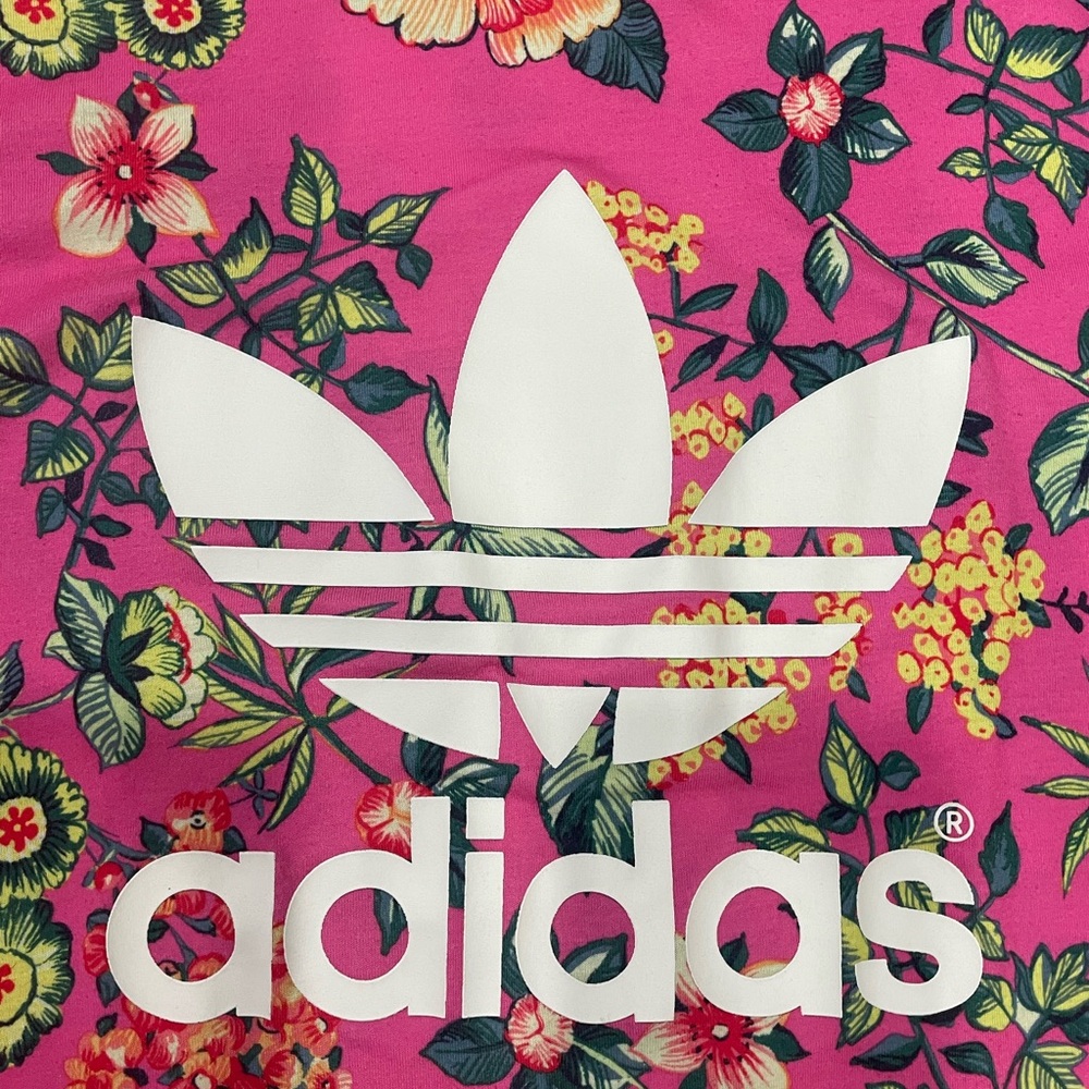 Adidas Floral Short Set - Picture 4 of 5
